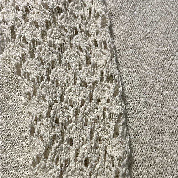 💐🪻3/$10🪻💐Aeropostale White Knit Top - Picture 3 of 5